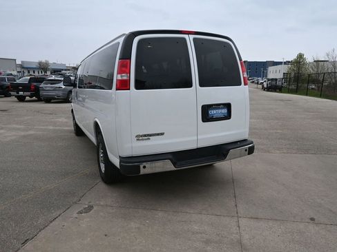 Used 2025 Chevrolet Express 3500 LT w/ LT Preferred Equipment Group RWD image 9