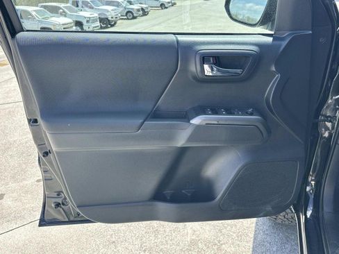 Used 2023 Toyota Tacoma TRD Off-Road w/ Technology Package image 10