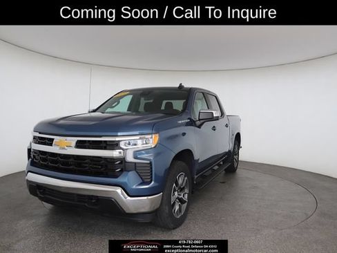 Used 2024 Chevrolet Silverado 1500 LT AWD/4WD image 2