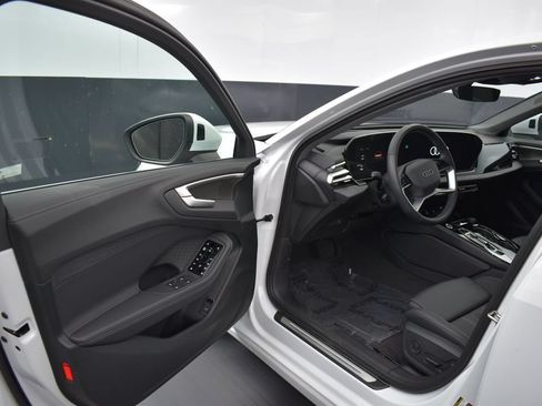 Used 2025 Audi A5 2.0T Premium Plus AWD/4WD image 5