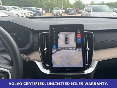 Certified 2025 Volvo XC90 B6 Plus AWD/4WD image 27