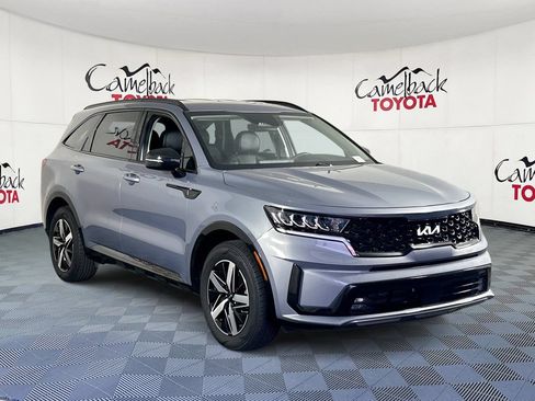 Used 2022 Kia Sorento EX FWD image 3