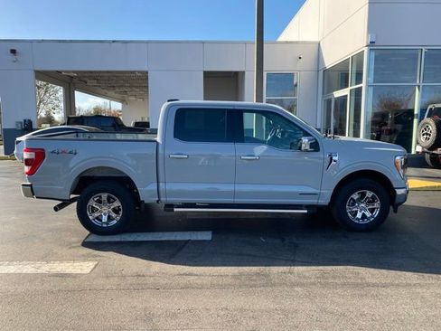 Used 2023 Ford F150 Lariat image 11