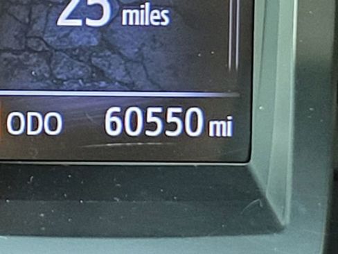 Used 2020 Toyota Tacoma SR w/ SR Convenience Package image 32