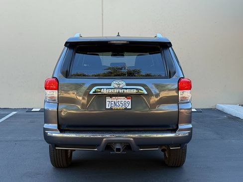 Used 2013 Toyota 4Runner Limited AWD/4WD image 33