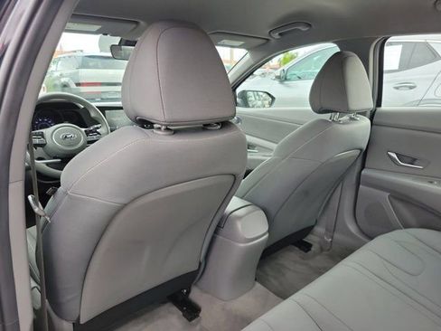 Certified 2023 Hyundai Elantra SEL FWD image 8