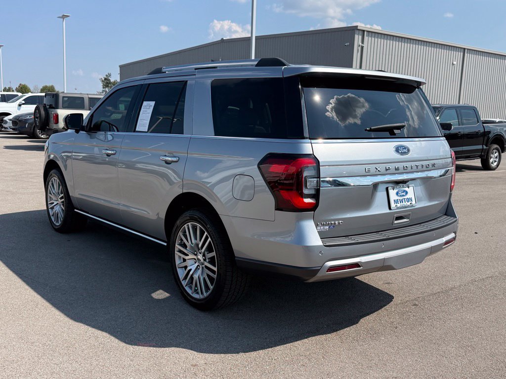 Used 2023 Ford Expedition Limited AWD/4WD image 31