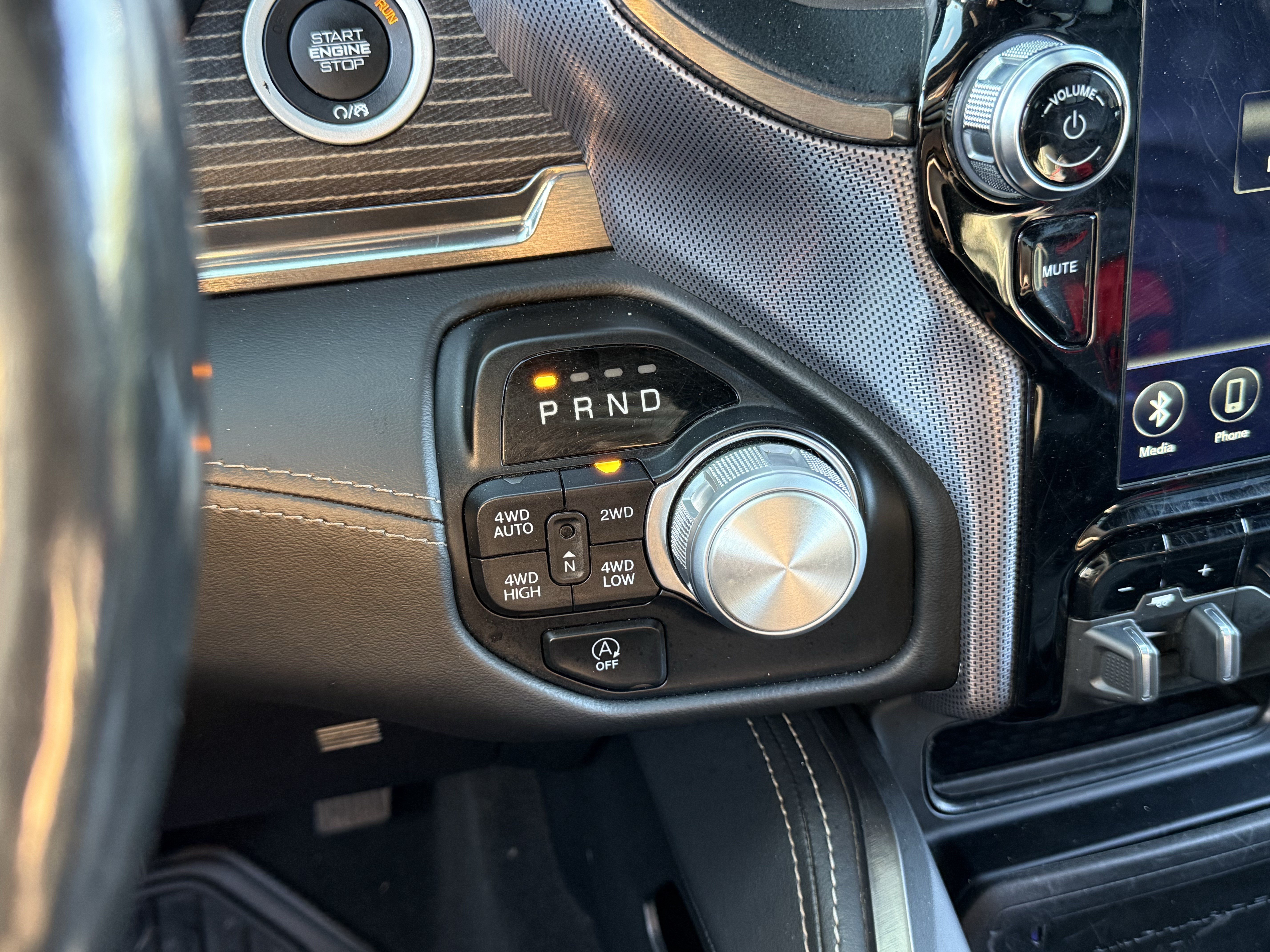 Used 2020 RAM 1500 Limited AWD/4WD image 15