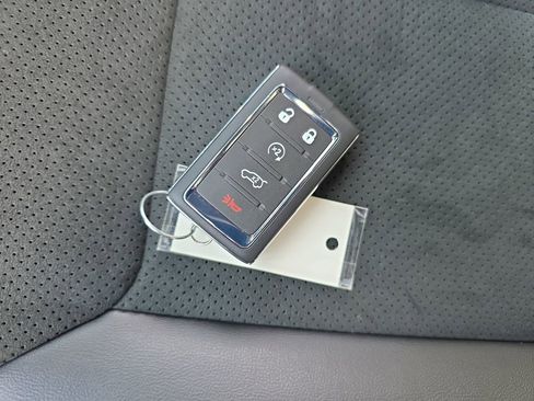 New 2025 Jeep Grand Cherokee Altitude image 34