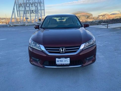 Used 2014 Honda Accord EX image 3