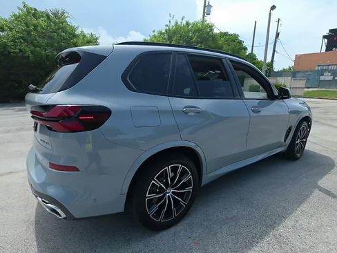 Used 2024 BMW X5 sDrive40i w/ M Sport Package RWD image 2