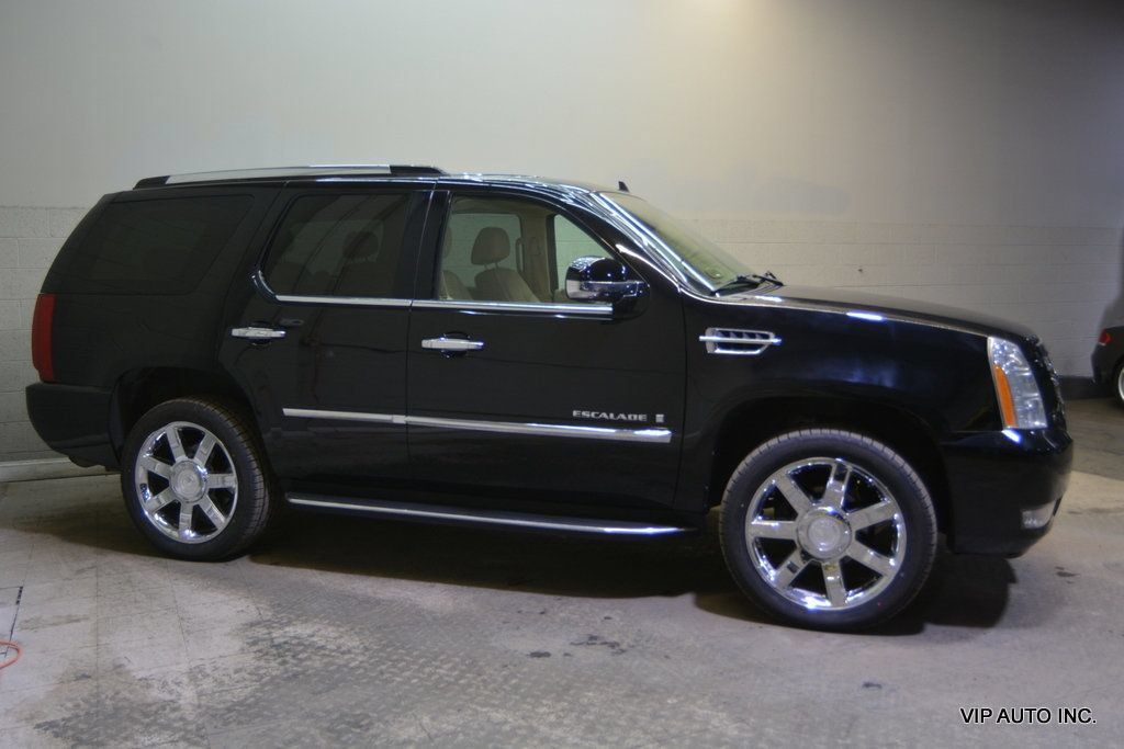 Used 2007 Cadillac Escalade AWD w/ Climate Package image 34