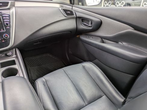 Used 2022 Nissan Murano SL w/ SL Moonroof Package image 19