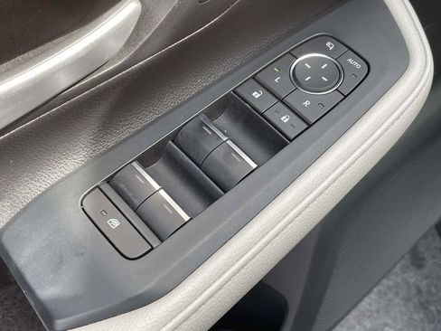 Used 2024 Toyota Grand Highlander AWD image 26