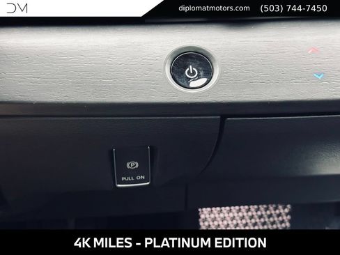 Used 2025 Nissan Ariya Platinum AWD/4WD image 41