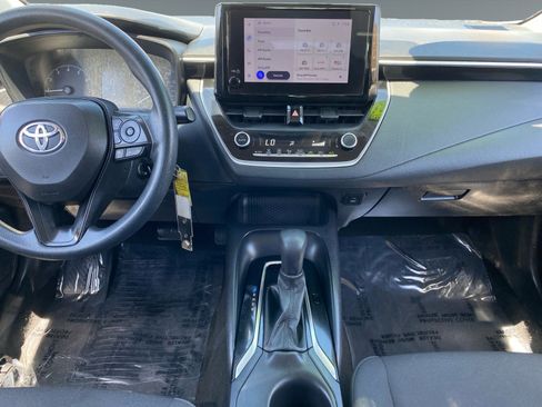 Used 2023 Toyota Corolla LE FWD image 11