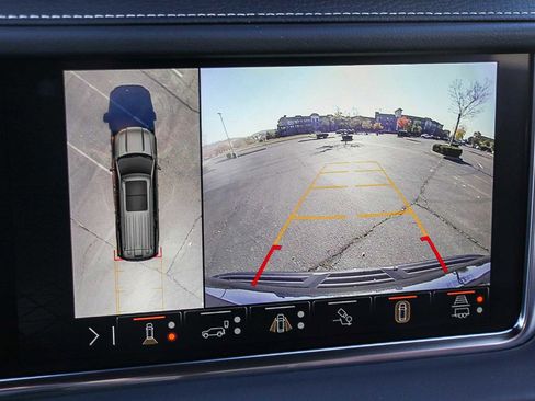 Used 2024 GMC Yukon Denali Ultimate image 23