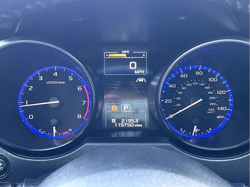Used 2018 Subaru Outback 2.5i Limited AWD/4WD image 14