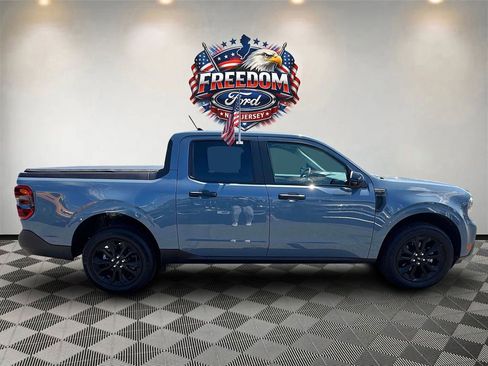 Used 2024 Ford Maverick XLT w/ XLT Luxury Package AWD/4WD image 3