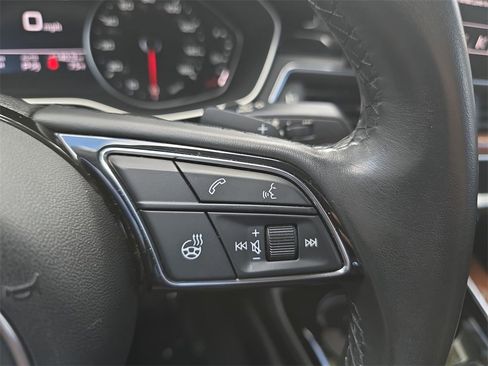 Used 2023 Audi A4 2.0T Premium w/ Convenience Package image 18