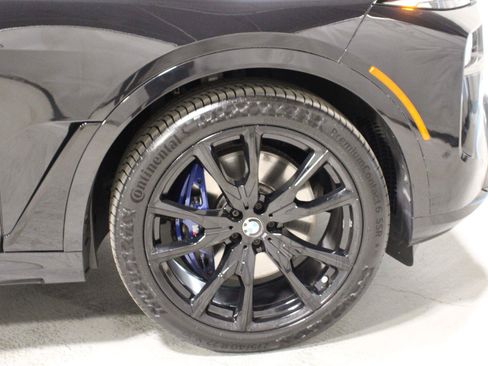 Used 2024 BMW X7 xDrive40i w/ M Sport Package AWD/4WD image 42