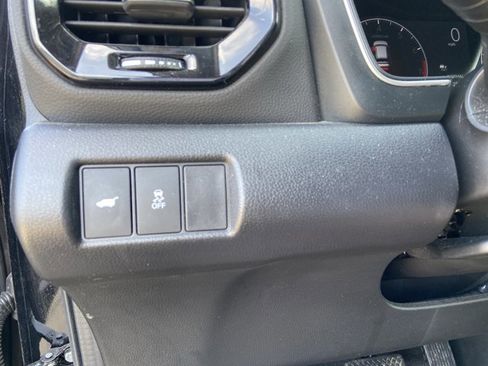 Used 2023 Honda Pilot Touring image 45