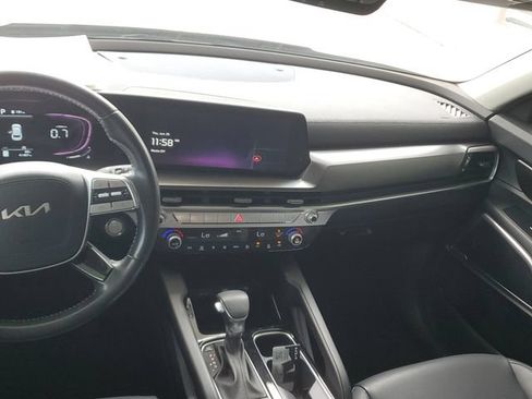 Certified 2024 Kia Telluride LX FWD image 14