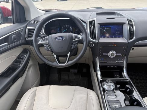Used 2020 Ford Edge Titanium w/ Equipment Group 301A AWD/4WD image 42