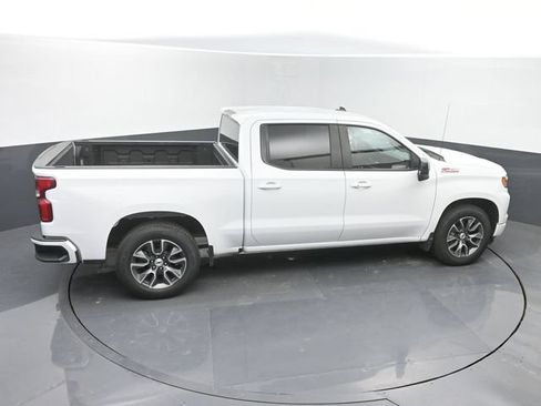 Used 2023 Chevrolet Silverado 1500 RST w/ Z71 Off-Road Package AWD/4WD image 37