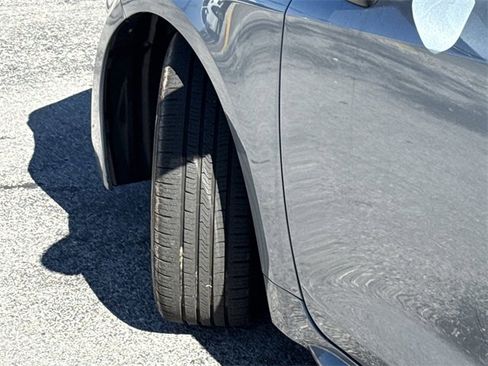 Used 2020 Toyota Corolla LE image 38