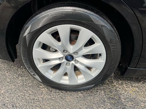 Used 2017 Subaru Legacy 2.5i w/ Alloy Wheel Package AWD/4WD image 13