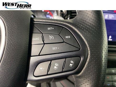 Used 2025 Dodge Durango R/T AWD/4WD image 10