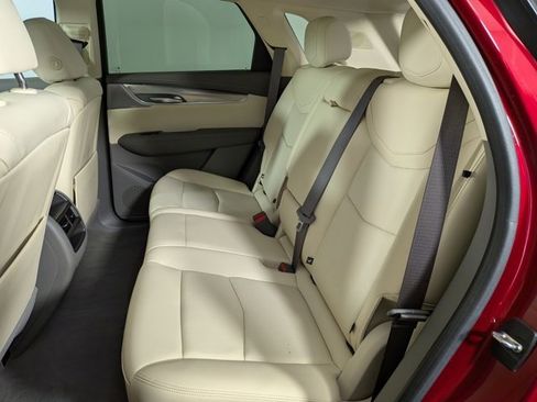 Certified 2023 Cadillac XT5 Premium Luxury w/ LPO, Floor Liner Package image 31