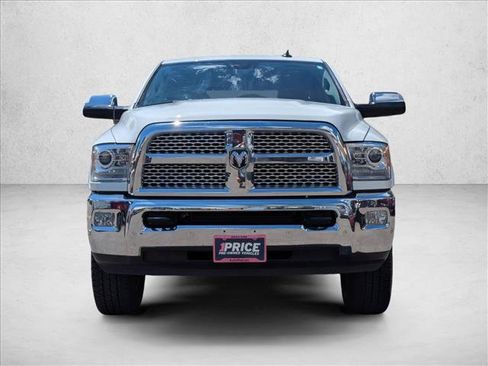 Used 2017 RAM 2500 Laramie w/ Cold Weather Group AWD/4WD image 2