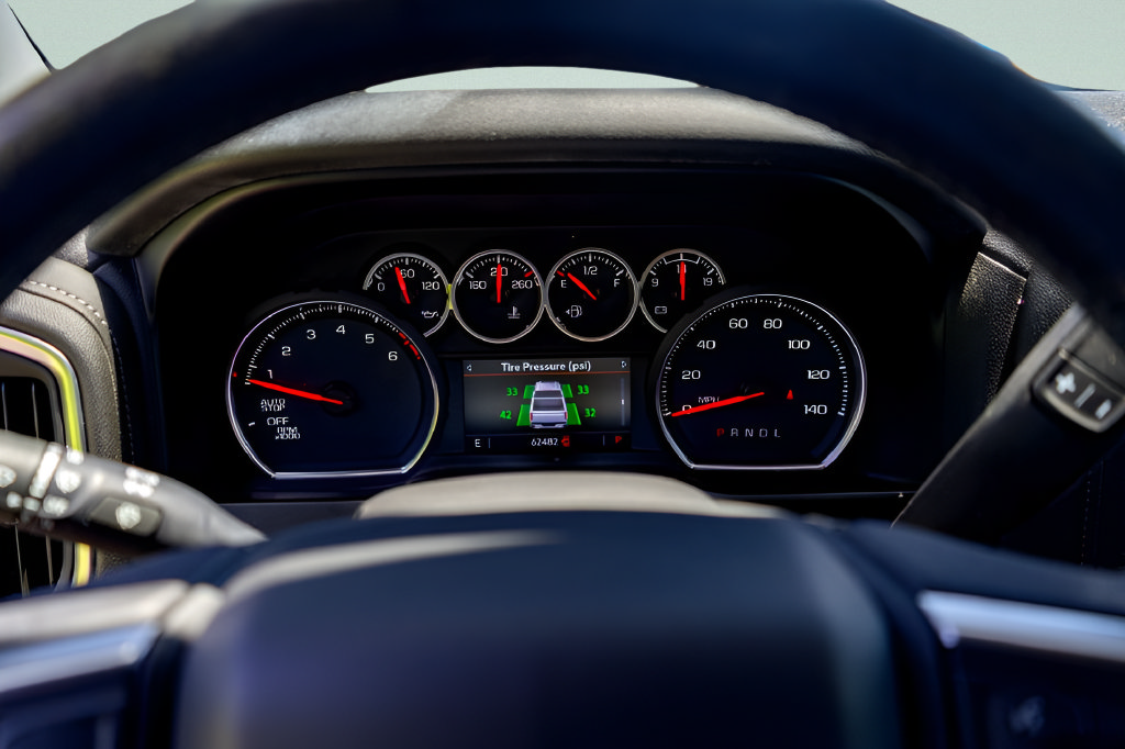 Used 2020 Chevrolet Silverado 1500 RST w/ All-Star Edition RWD image 15