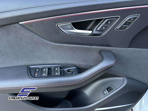 Used 2024 Audi RS Q8 image 17