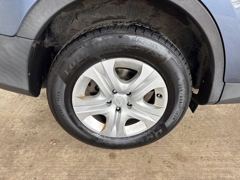Used 2013 Toyota RAV4 LE image 25