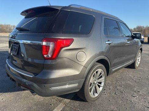 Used 2019 Ford Explorer Limited w/ Class III Trailer Tow Package image 2