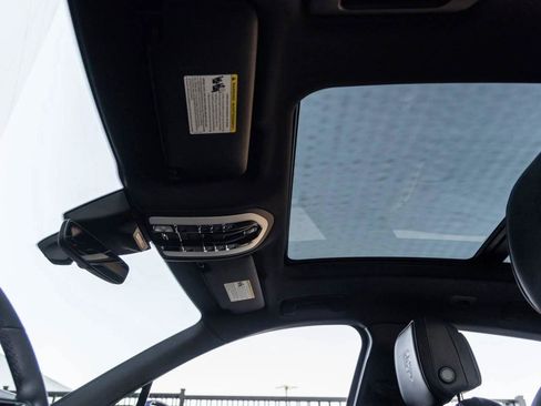 New 2026 Porsche Macan image 73