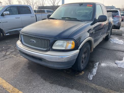 Used 1999 Ford F150 Lariat image 3