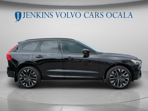 New 2026 Volvo XC60 B5 Ultra w/ Protection Package Premier image 2