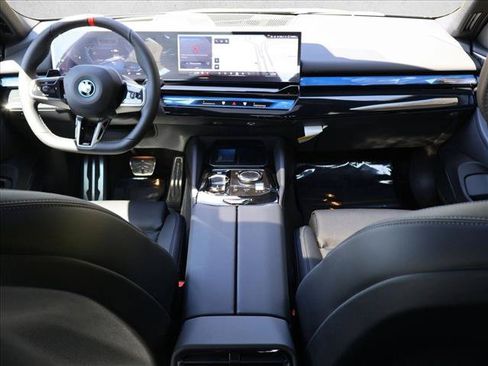 Used 2026 BMW i5 M60 AWD/4WD image 16