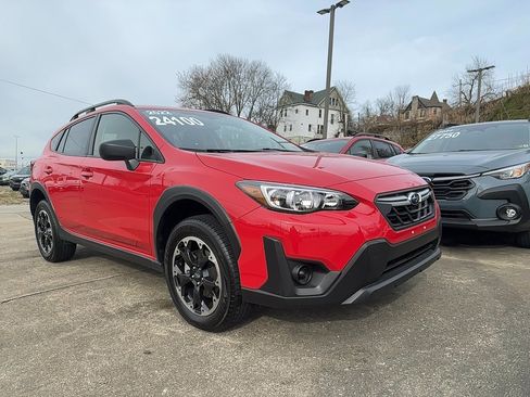 Certified 2022 Subaru Crosstrek 2.0i image 1