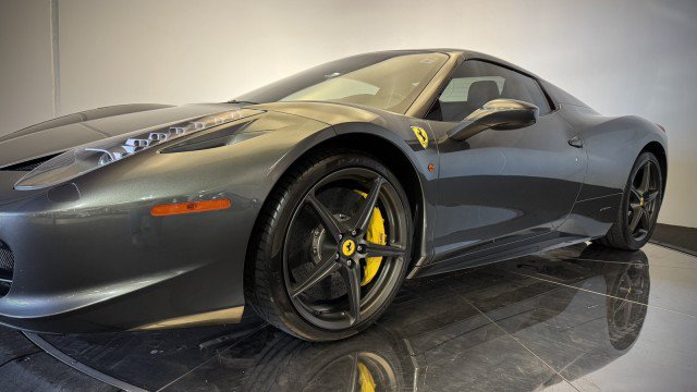 Used 2013 Ferrari 458 Spider RWD image 24
