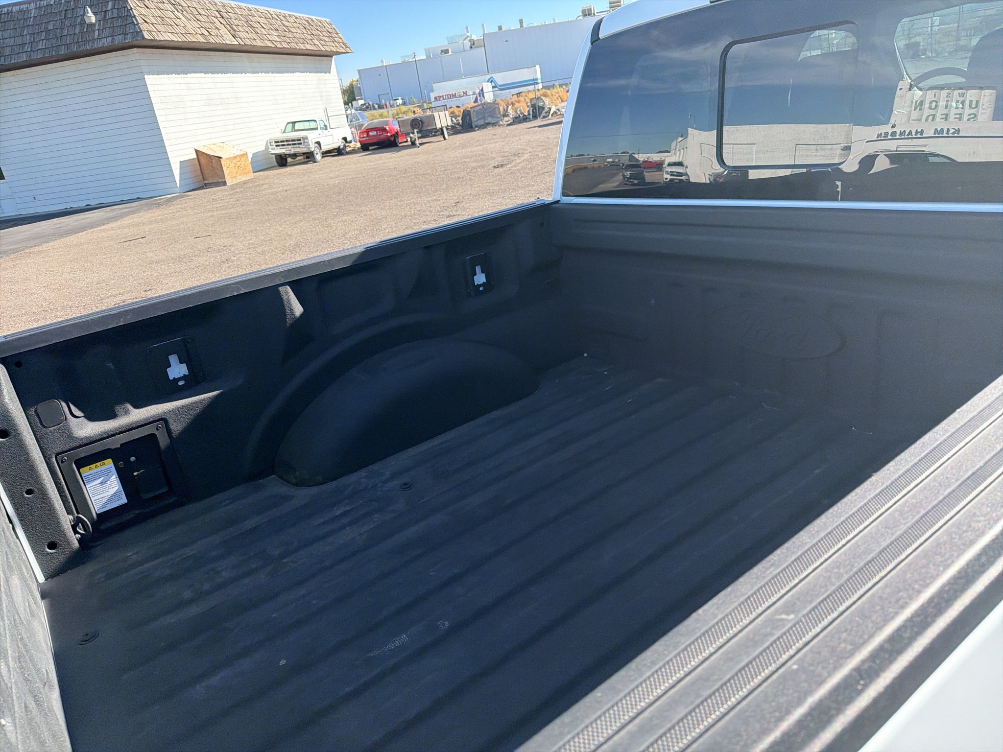 Used 2022 Ford F150 Lariat w/ Equipment Group 501A Mid AWD/4WD image 4