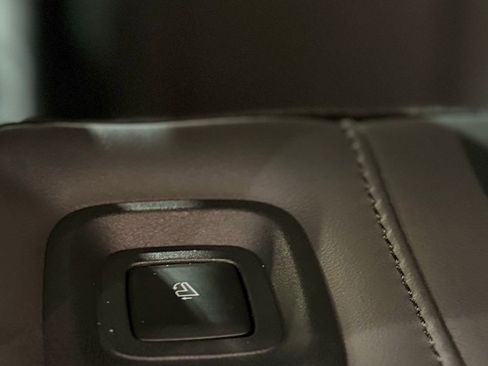 New 2026 Ford Expedition Active image 77