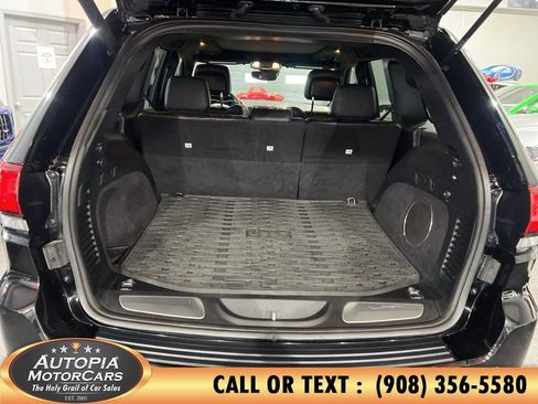 Used 2020 Jeep Grand Cherokee SRT AWD/4WD image 23