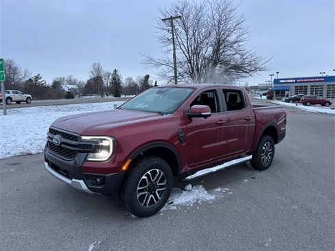New 2025 Ford Ranger Lariat w/ FX4 Off-Road Package image 3