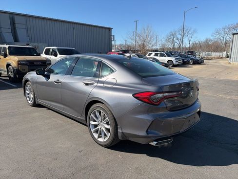 Used 2023 Acura TLX image 4