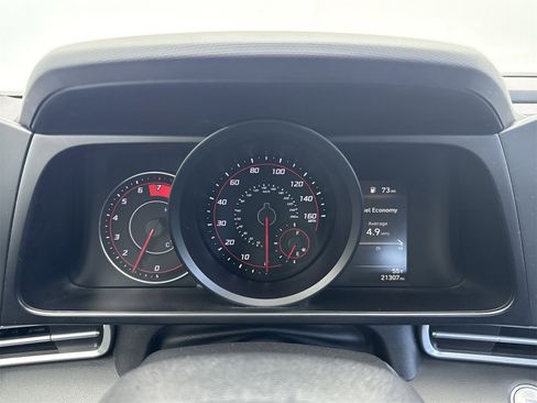 Used 2023 Hyundai Elantra SEL image 22